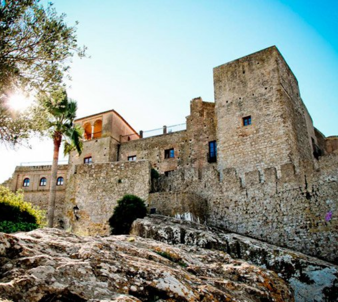 MARCANDALUCIA's tweet photo. Andalucía medieval...

https://t.co/bavJbPlJxU

#yosoymarcaandalucia #marcaandalucia #andalucialoda #unaformadevivir #castillos #medieval #andalucia #ventepa #castillocastillar https://t.co/vm5pAu238Z