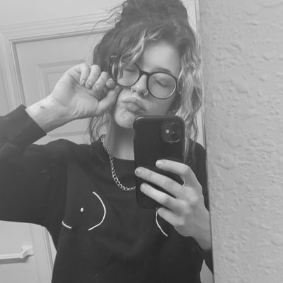 #NewProfilePic https://t.co/7GlXUL27Xl<a href="/tag/newprofilepic"class="tags">#NewProfilePic</a>