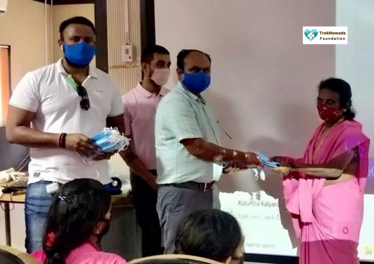 BBMPSouthZone's tweet photo. 10K #masks donated by @Bambrew_in was distributed to BBMP's Asha Workers and also to PHCs of #BBMPSouthZone 
Thanks to our donor #Bambrew &amp; @TrekNomadsTrust for your support to our frontline workers during this #Covid19 #pandemic 

@BBMPCOMM @DHFWKA 
@Vaibhavanant @naveenmallesh https://t.co/gJf040cmZL