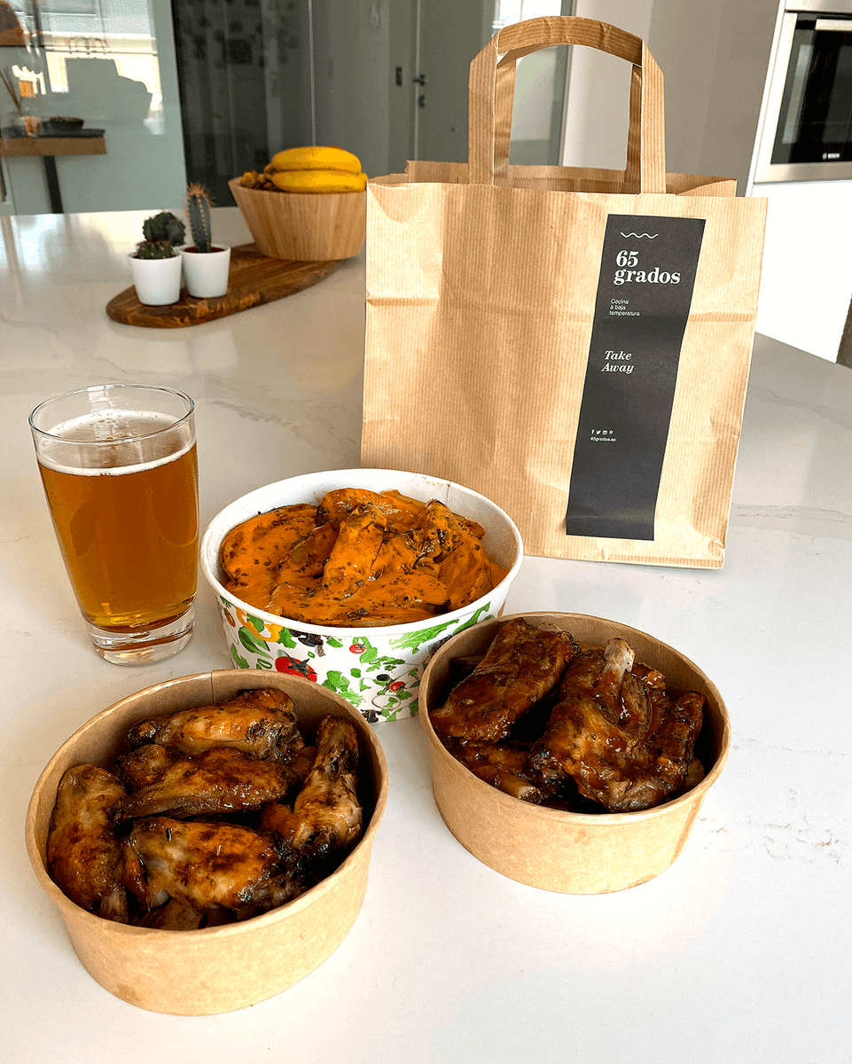 65Grados's tweet photo. ¡Haz un #BreakTheWeek en casa con nuestro sistema de pedidos a domicilio! Entra en https://t.co/PXb9PU61zq y te lo llevamos a casa 📱🍖 https://t.co/HJuZZCyk0V