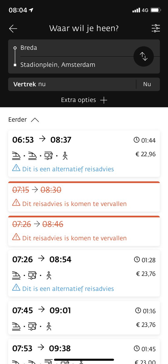 SemJK's tweet photo. Het betreft deze 2. Ik snap dat het verschilt per situatie maar hoe kan het zo vaak de deze lijn zijn? Word deze minder vaak onderhouden dan andere? https://t.co/X677wIt76t