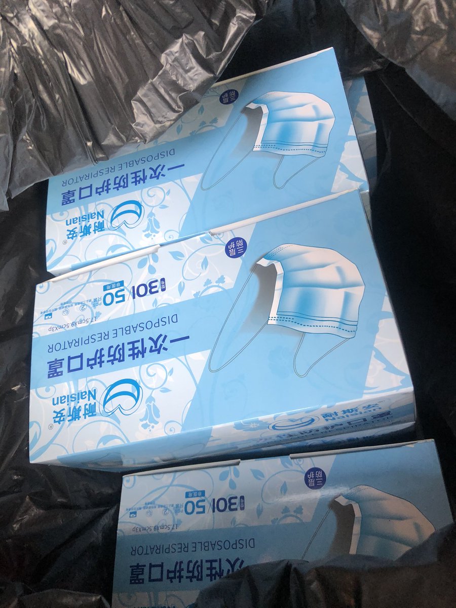 apiqgadget's tweet photo. face mask,3layer.RM5.50 per box.
50pcs per box. @TwtPetalingJaya @ttdiTV @KelanaJayaTV https://t.co/76COqiEm86