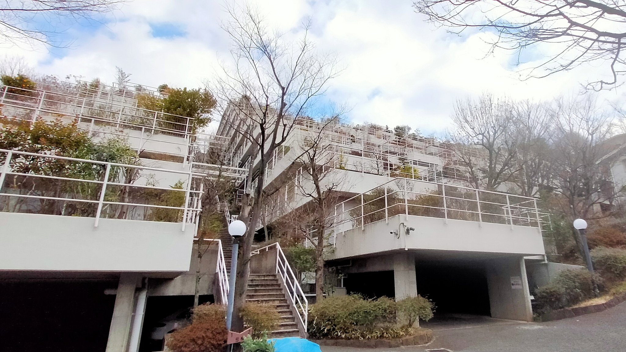 油淋鶏 Mochicco69 いっしゅんヒルサイドテラス平山城址かと思いました Twitter