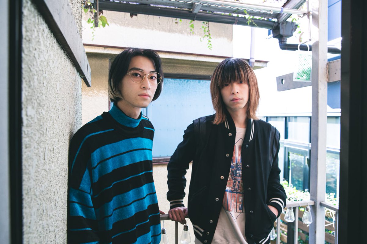 fashionsnap's tweet photo. 23歳の古着屋バイヤーが語る、プラダスポーツとMIU MIUのアーカイヴに惹かれる理由。 https://t.co/WRYlNEZGRw https://t.co/LpmY8R5ko1