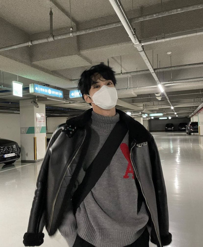 อิจฉาเกาหลีที่มีโดยอง