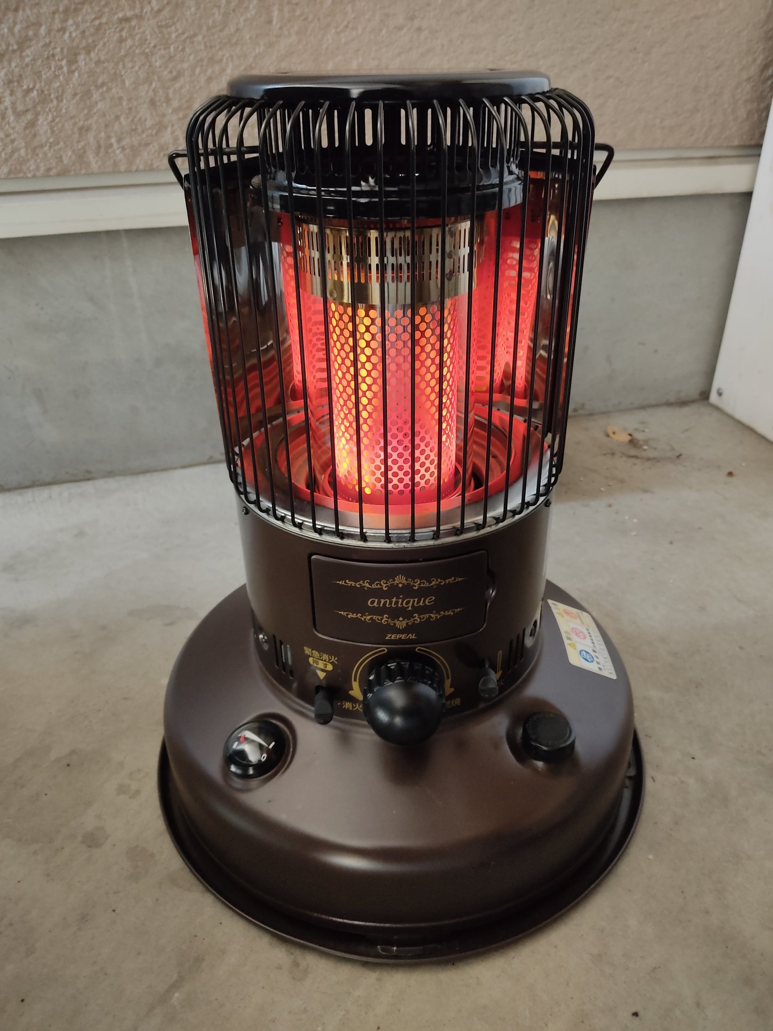 ZEPEAL(トヨトミ)石油ストーブDT-25BR