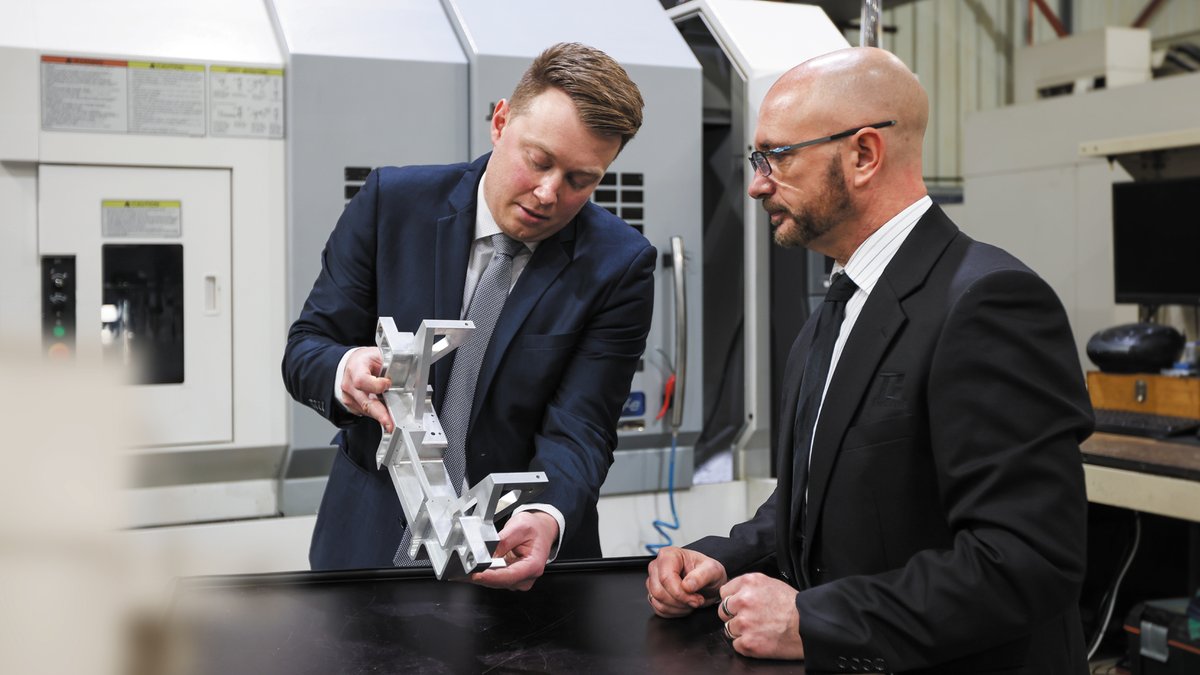 BAESystemsAus's tweet photo. They navigated new terrain as one of the first Australian toolmakers to launch into global defence design, engineering and manufacturing. 🇦🇺

Read about Toolcraft Australia and their journey to become a defence partner ➡️ https://t.co/V6KdLMmU4W
#AIC #supplychain #Defenceindustry https://t.co/9XP0Fr4App