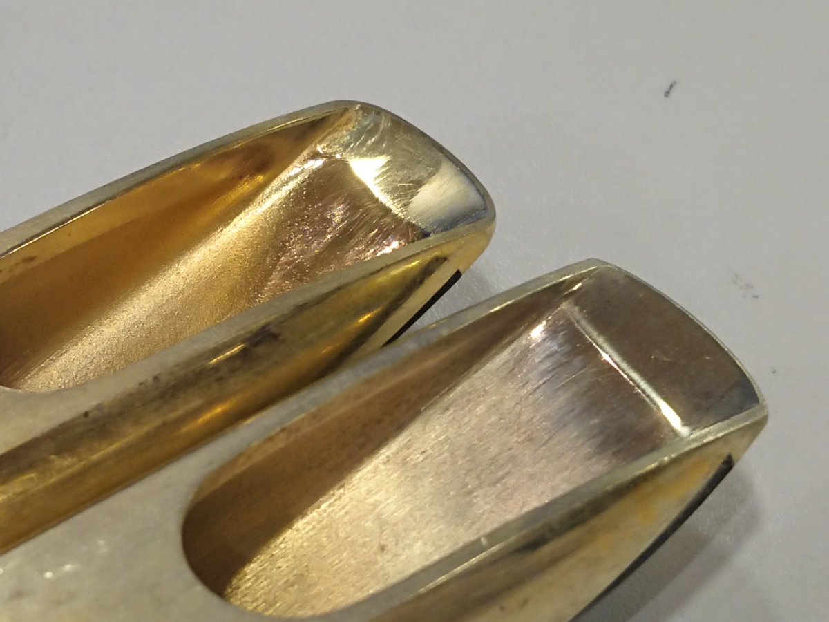 1484umeda's tweet image. 【イシバシ梅田★ #マウスピース 】

OTTOLINK SUPER TONE MASTER.
最近のだけどアーリーバビットみたいなバッフルついてるヤツ中古で入荷です🎷マウスピースマニアなスタッフ所有のアーリーバビットとならべてみました🧐普通とちょっとちがうリンクをお探しの方いかがでしょうか～🤩
#sax #ottolink