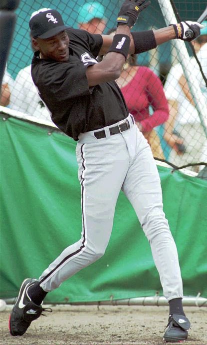 Howard Riefs tweet media