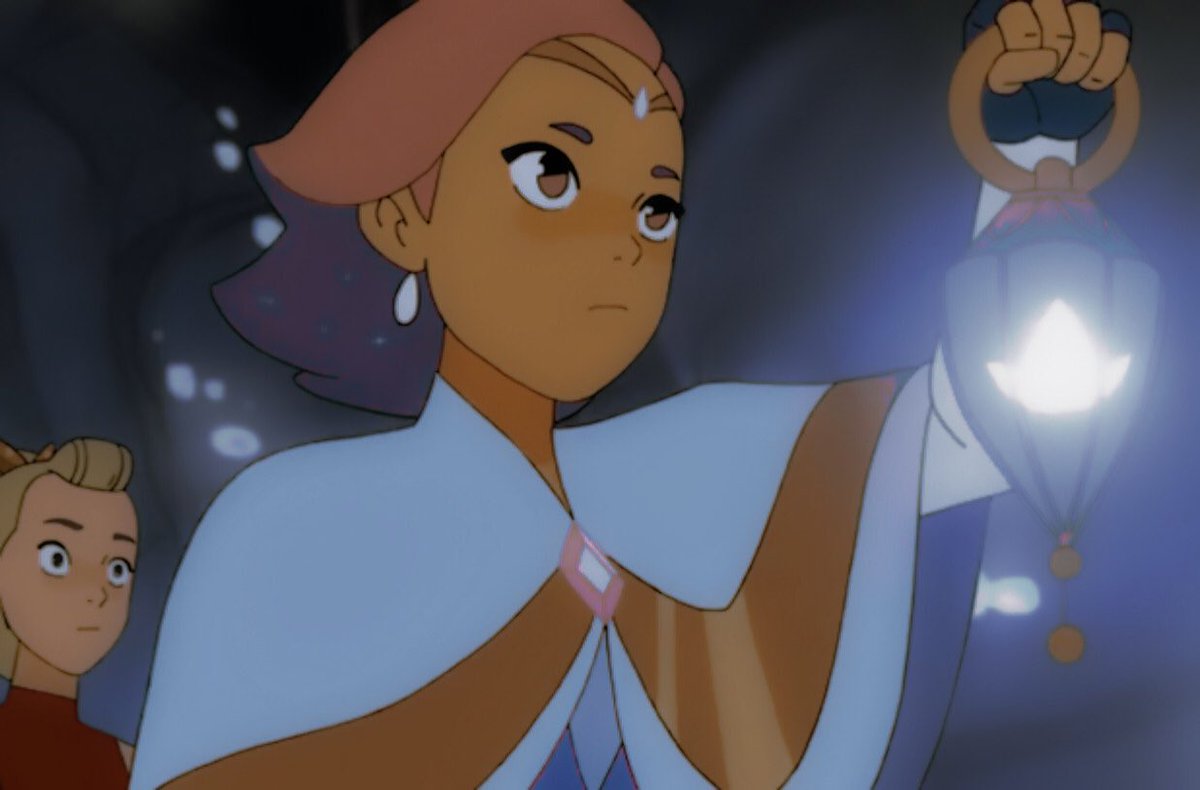 ⤷     ❝ 𝘪𝘵’𝘴 𝘮𝘢𝘨𝘪𝘤. ❞

          𝑮𝑳𝑰𝑴𝑴𝑬𝑹 

queen. sorcerer in training. 
semi-canon portrayal. revamped.
descriptive. seeking interactions.
from the blade of #𝐇𝐀𝐒𝐓𝐔𝐑.
                       ⟲ + ♡