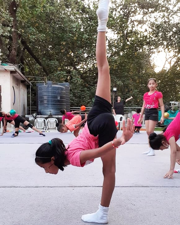 PremierRhythmic's tweet photo. New month, new week, new goals!
Our #PRGAJuniors are infact motivating us with their enthusiasm & eagerness to keep on training and growing πͺ
Here's to a fitter future generation πͺ
Let's goooo! #PremierRhythmic #sportsforfitness #rhythmicgymnastics #fitgirls #gogirlgo https://t.co/n7zyB0WJ3F