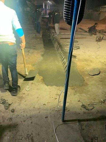 dinesh_chauhan's tweet photo. इतनी मेहनत लदाख, अरुणाचल में कर लेते...!! 😅😇

#FarmersProtests https://t.co/LyARfp1wmt