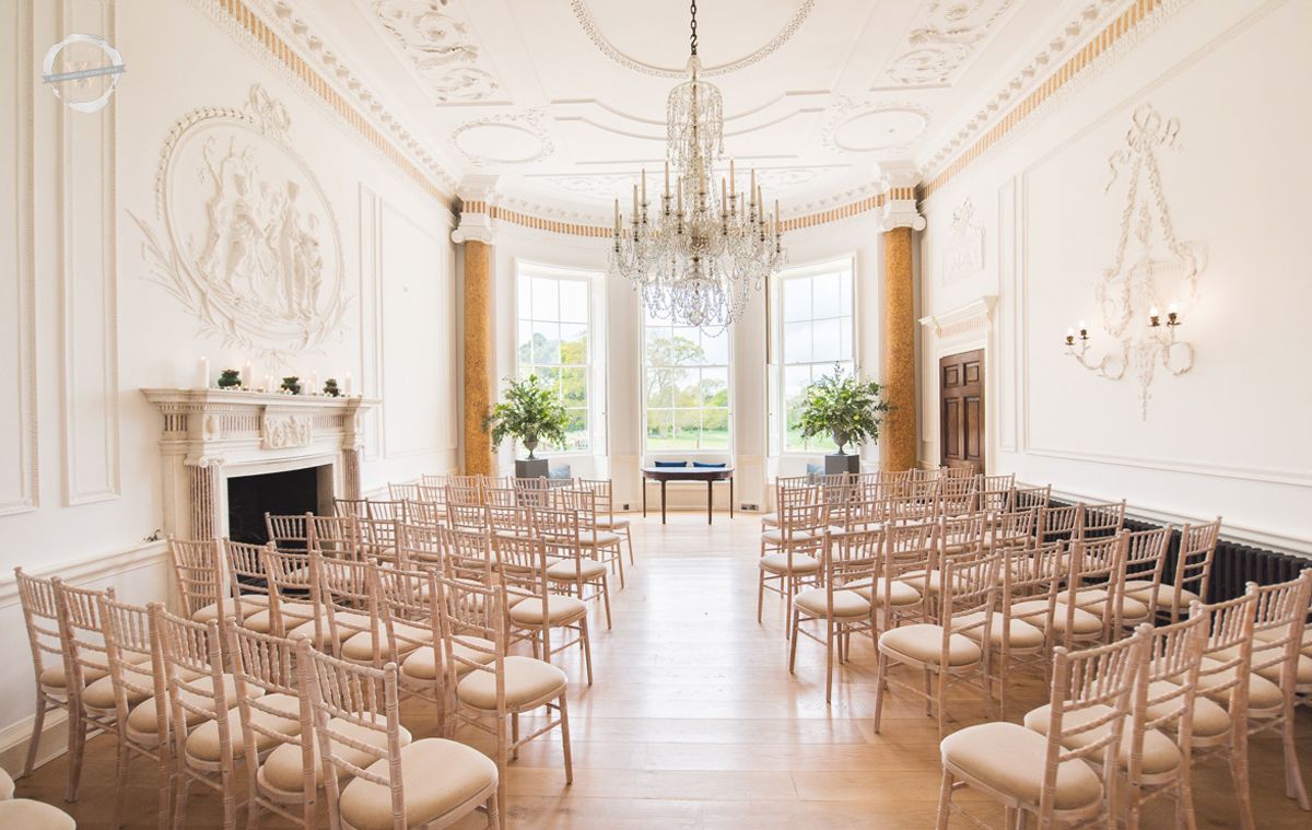 .<a href="/RockbeareManor/">Rockbeare Manor</a> - A pair of elegant white pillars marks the entrance to Devon’s exclusive use country wedding venue. The meandering driveway passes through patches of dappled sunlight before arriving at the magnificent Regency Manor nr Exeter. southwestweddingvenues.co.uk/rockbeare-manor