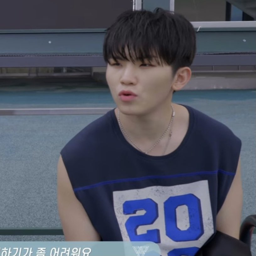 Woozi in muscle teeA thread