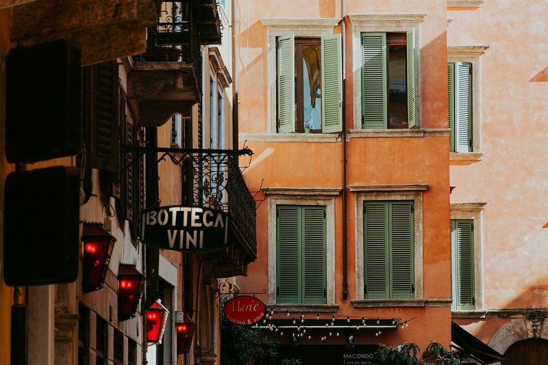 Are you looking to improve your Italian language skills?? Check out this list of 7 resources for your #languagelearning journey (these are free!)

ishitasood.com/7-free-italian…