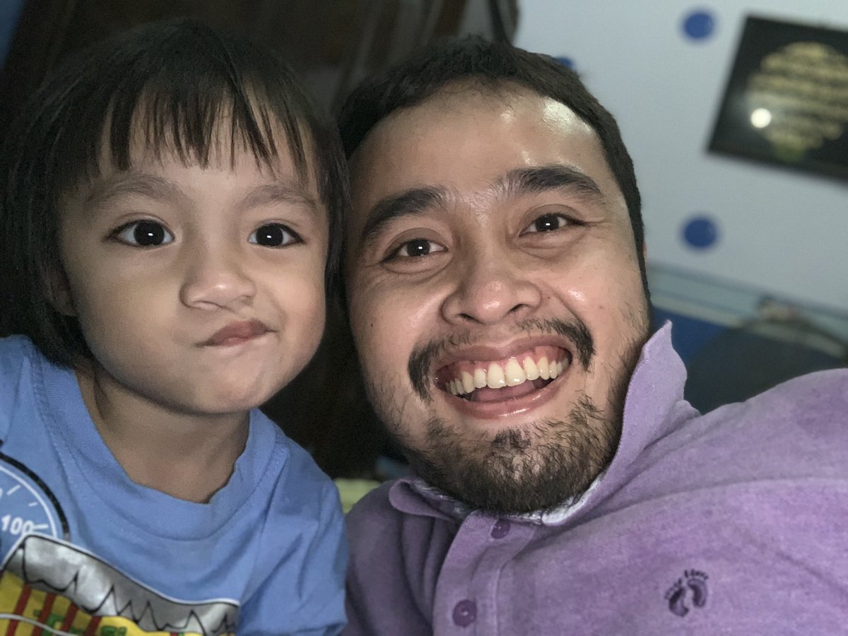 afandoni's tweet photo. “Tanpa bekerja, semua kehidupan akan membusuk. Tetapi ketika bekerja tanpa sungguh-sungguh dan terkesan asal-asalan, maka saat itu hidup akan tercekik dan mati. Bekerja menjadi yang terbaik agar dapat memberikan yang terbaik pula bagi keluarga dirumah..” https://t.co/SVOKWDcqZh