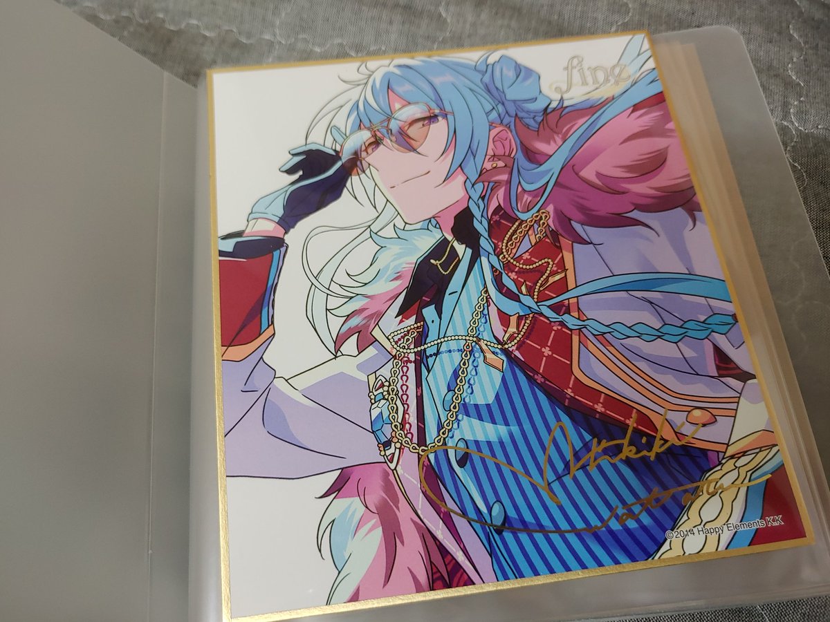 미니색지홀더(10장) + 와타루 색지 포함 1.4 에 판매합니다.

<a href="/RT_enstar/">앙스타 굿즈 RT봇⭐#앙스타장터</a> <a href="/takumart_kr/">타쿠마트 - 모든 장르 굿즈, 피규어 거래 RT봇!</a>