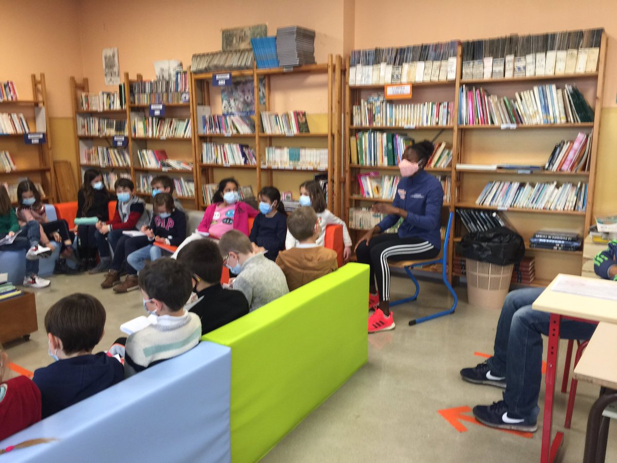 Merci à Sokhna Lacoste @G2Angouleme et au pôle espoir <a href="/FF_CanoeKayak/">FFCK</a> pour les rdv avec les élèves ce matin à Marie Curie @MairieAngouleme et à Fléac <a href="/Circo_pre16/">CPré16</a> #SOP21 <a href="/dsden16/">Dasen16</a> <a href="/charente/">Charente</a> <a href="/USEP_Charente/">USEP16</a> et CDOS16 ! Des 🤩 !