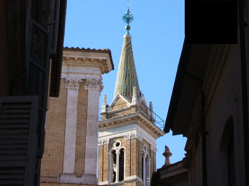By 1582, he is in Rome, being ordained to Down & Connor - making up much of modern Antrim & Down. The ceremony is in slightly more salubrious surround of Santa Maria dell’Anima, just off the Piazza Navonna. The spire has always caught my eye