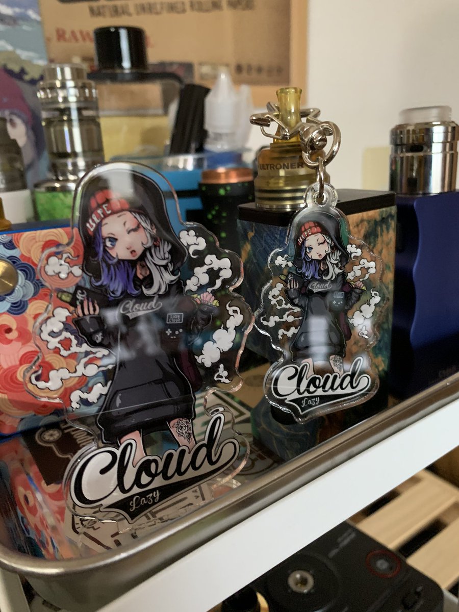 mabu829's tweet photo. 可愛い…。
Lazy Cloudさん【@Lazy_Cloud2018 】から着弾！！
どこにつけようか悩む悩む悩む。
#vape 
#vape好きな人と繋がりたい 
#lazy_cloud 
#Lazycloud https://t.co/5pSWWoJzag