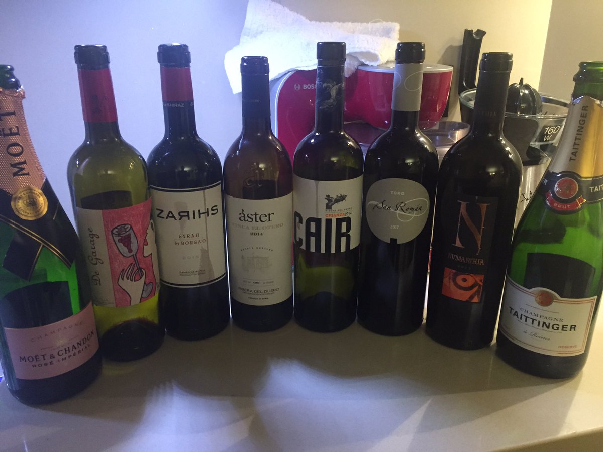 vinosyvinazos's tweet photo. Primeras víctimas de este nuevo #ConVinamiento. #moetchandon #degarage @Bodegas_Bikain @BorsaoBodegas @LaRiojaAltaSA #aster @DominioDeCair #sanroman #numanthia @TaittingerEs https://t.co/e7v3zVyo1Z