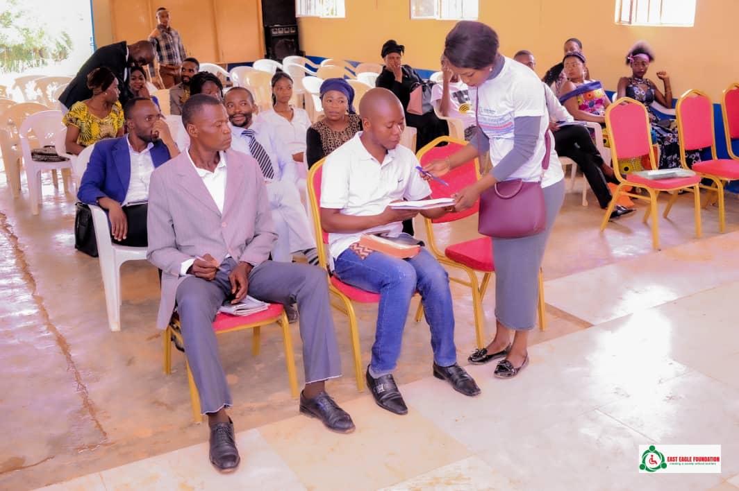 NtontaD's tweet photo. L’ensemble des sept communes de laville de L'shi est sensibilisé sur le droit à l’éducation des enfants handicapés et à leur intégrationdans la société. Aujourdhui etait le tour de leaders religieux dont l’activite s’est deroule dans l’eglise EES. 
@HI_UnitedStates @MinAffSocPVH https://t.co/yfTTQafig8