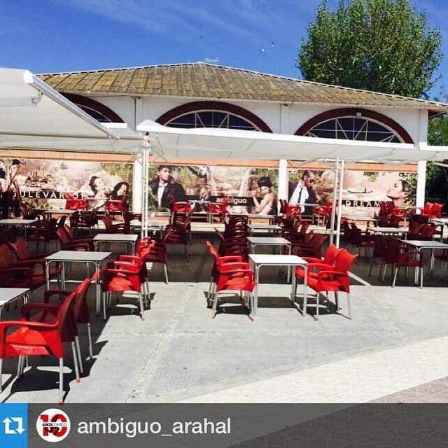 Piénsalo....
Tú,sábado medio día , comer en <a href="/mazaroca1973/">Bodega La Mazaroca</a> Y del tirón a la terraza de <a href="/ambiguocafebar/">ambiguo café+bar®</a> ,sin virus....
Pronto.