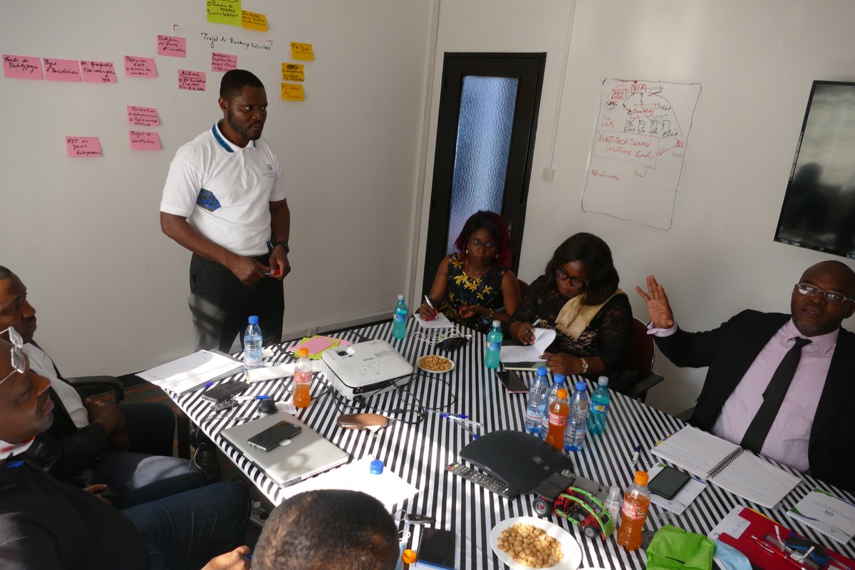 DTA_Alliance's tweet photo. Retour en images sur une nouvelle collaboration en vue !
La séance de travail qui s’est tenue en début d’année a été l’occasion de préciser les termes de la convention et des actions synergiques entre la #DTA et le #MINPMEESA https://t.co/f9roqjCfdL