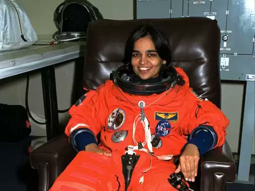 itfoxtech's tweet photo. #ITFox remembring #kalpanachawla on her #deathAnniversary, the woman who made #India proud.
1 July 1961- 1 February 2003
#kalpanachawladeathanniversary #NASARemembers #astronaut #PROUD #ITFoxTechnologies https://t.co/MOYxyxVOoB