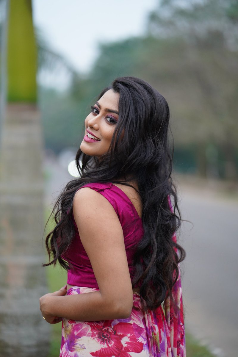 dayyana_hameed's tweet photo. Look at the world straight in the eye.

MUA: @sajani_mandara

Captured by: @thestoryfilmer https://t.co/JFTkrkvozI