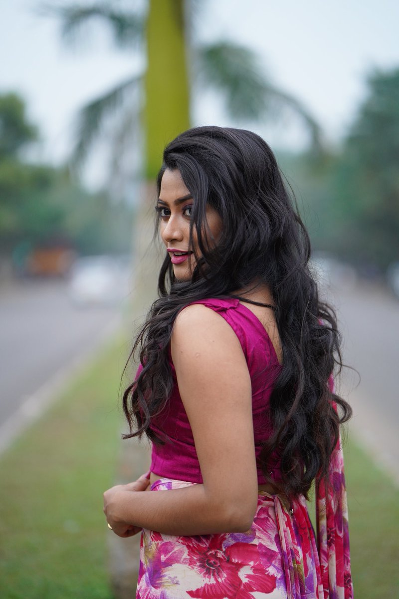 dayyana_hameed's tweet photo. Look at the world straight in the eye.

MUA: @sajani_mandara

Captured by: @thestoryfilmer https://t.co/JFTkrkvozI