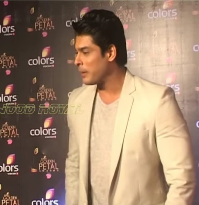 This one was left  @sidharth_shukla at golden petal award 2013