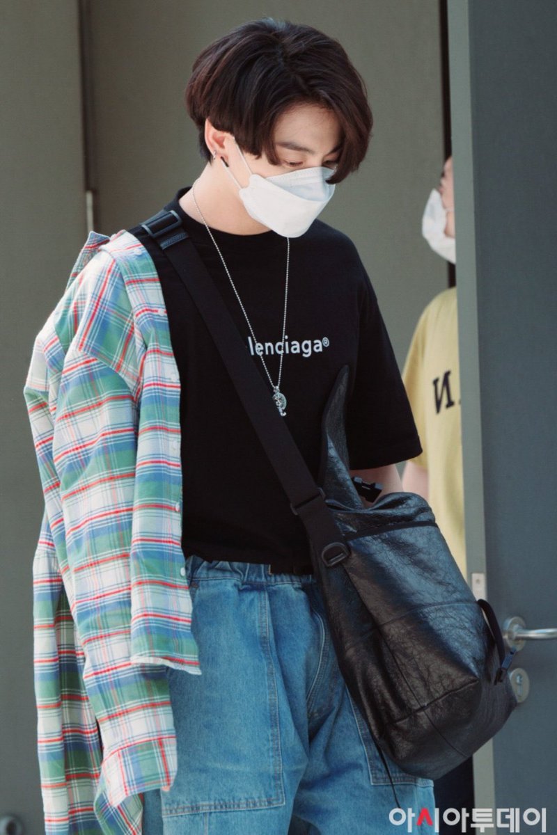  #JUNGKOOK in plaid/flannel shirts;- a stylish thread 정국 ジョングク