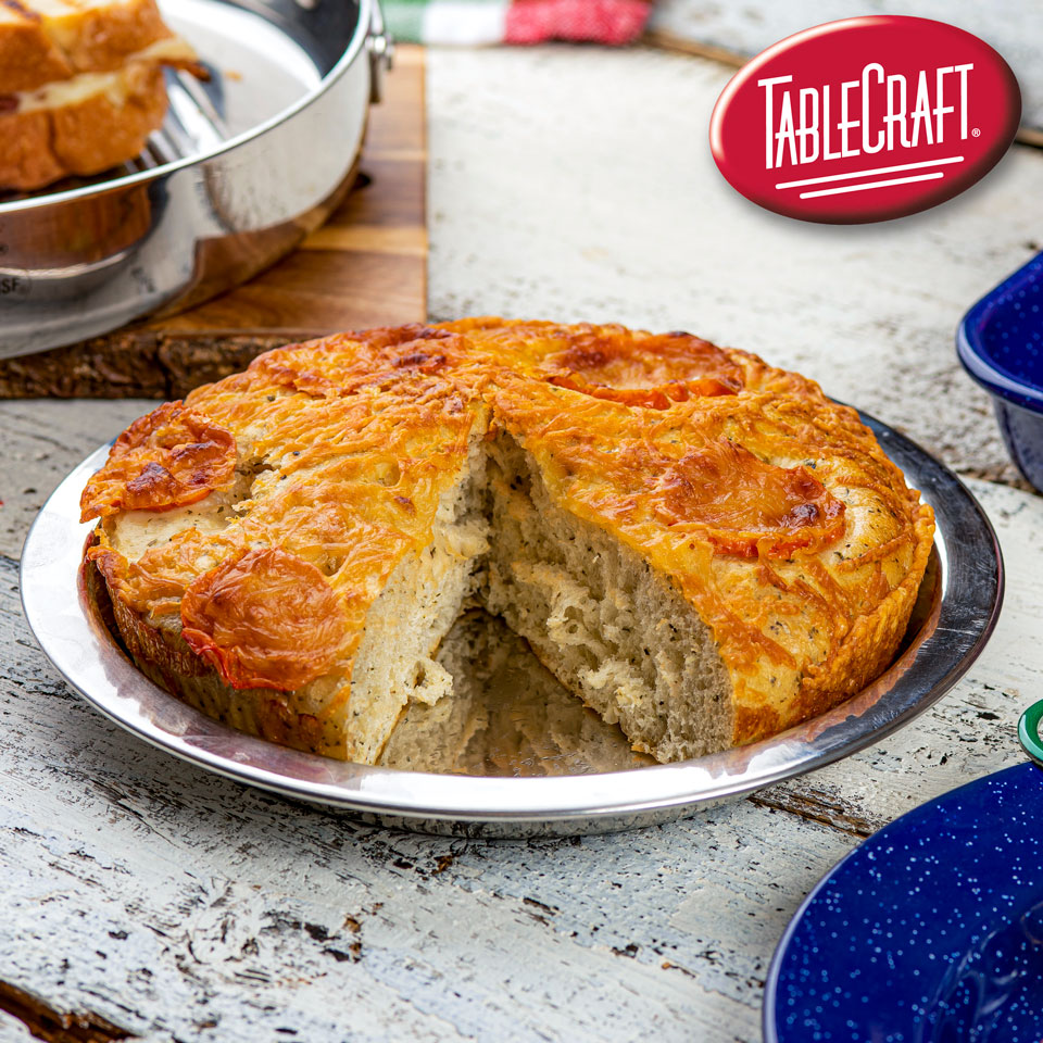 tablecraftEU's tweet image. New for 2021 is our Pie Pan Server, available in stainless steel and aluminium. Ideal for baking and serving cakes and pies, but also presenting burgers, paninis and other casual dining. 

#PiePanServer
#BakingPan
#CasualDining
#TableTop