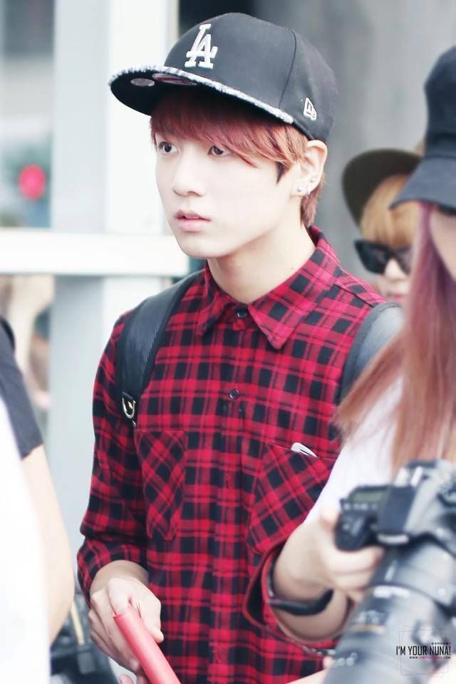  #JUNGKOOK in plaid/flannel shirts;- a stylish thread 정국 ジョングク