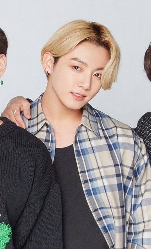  #JUNGKOOK in plaid/flannel shirts;- a stylish thread 정국 ジョングク