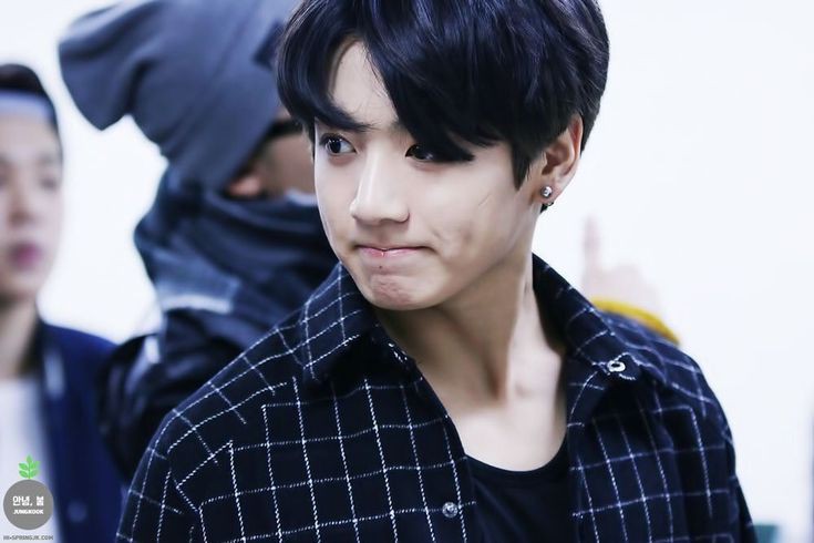  #JUNGKOOK in plaid/flannel shirts;- a stylish thread 정국 ジョングク