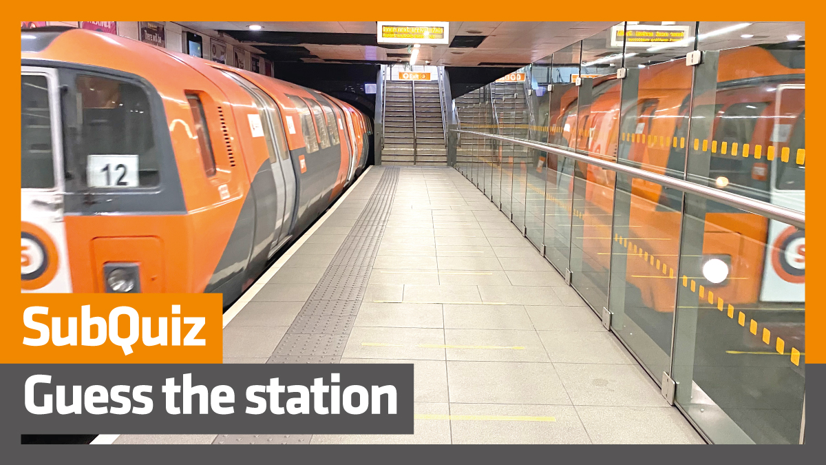 GlasgowSubway's tweet photo. We're seeing double 😍 Who recognises what station this is? #SubQuiz https://t.co/eVWUsWYnST