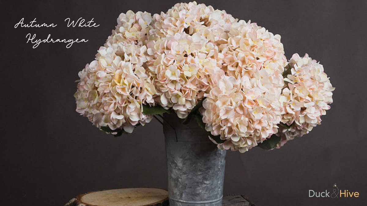 Wow! What can we say other than these are the most beautiful faux flowers we've ever seen.
duckandhive.co.uk/product-page/a…
#fauxflowers #fauxhydrangea #duckandhive