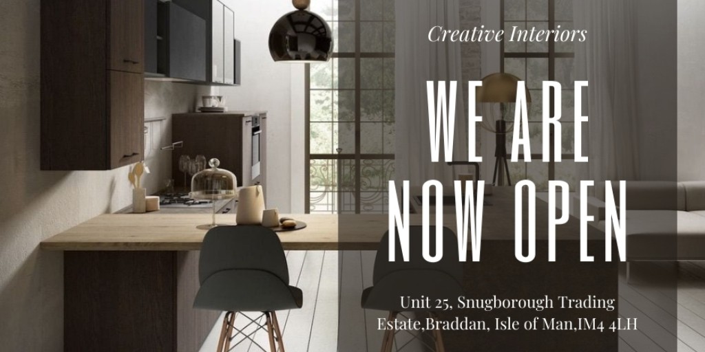 CreativeIntIOM's tweet image. ⭐YAY OUR SHOWROOM IS OPEN AGAIN!⭐
👌 Come and browse our kitchens for some inspiration!  
#iom #isleofman