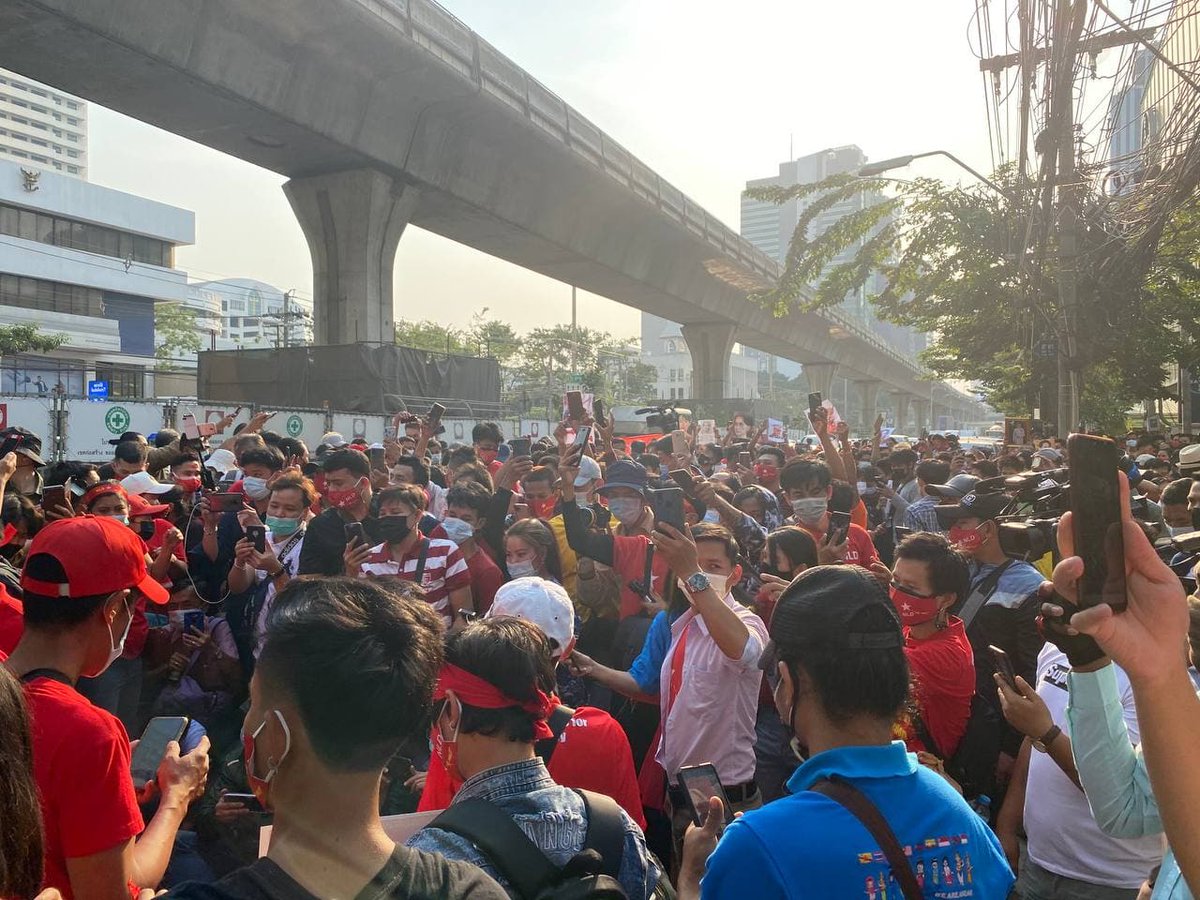 prachatai tweet media