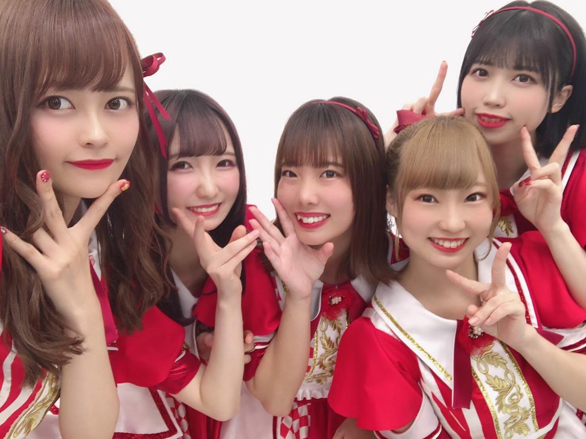 VRVR_FANS's tweet photo. 【拡散希望】

3/7(日) 渋谷DIVEで行われるベリベリ！解散ワンマンライブにてスタンドフラワー、花束をメンバーに贈りたいと思っております。

それに伴いましてライブ会場、下記URLにてカンパを募集させて頂きたいと思っております。

ファンの皆様よろしくお願い致します。

https://t.co/fZ5macJqlE https://t.co/IYFfhiUioY