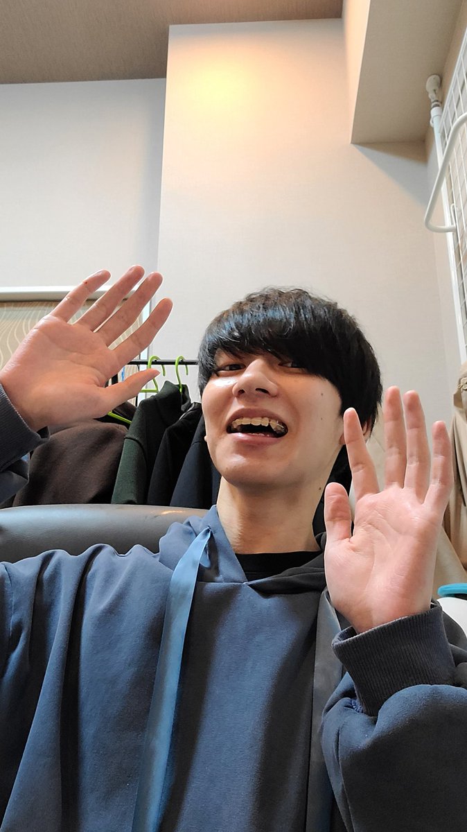 パーカーyoutuberの年齢や身長などのプロフィール 高校や大学はどこ 話題のパレード