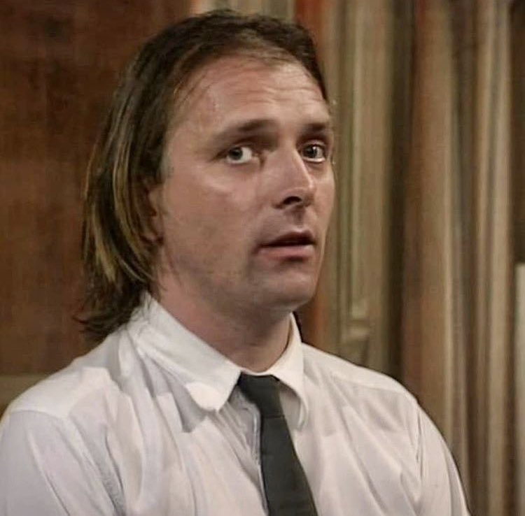 Remembering_Rik's tweet photo. Thereβs this donkey...
#RememberingRik #RikMayall #BottomFluff https://t.co/JLFy9FCguP