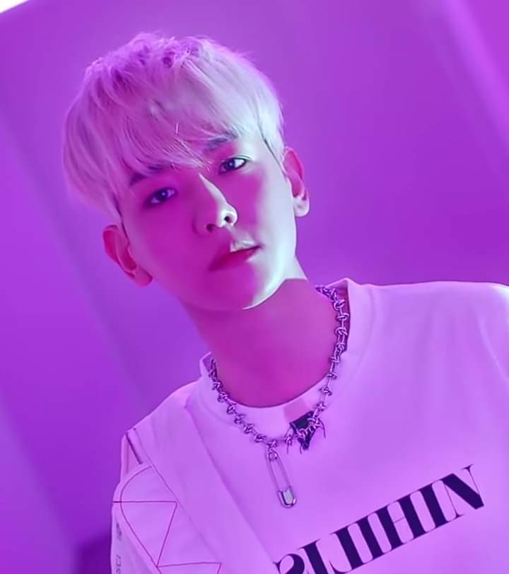 #배켜니_6시_Runner발매 #BAEKHYUNRunner
<a href="/B_hundred_Hyun/">Baekhyun_EXO</a>