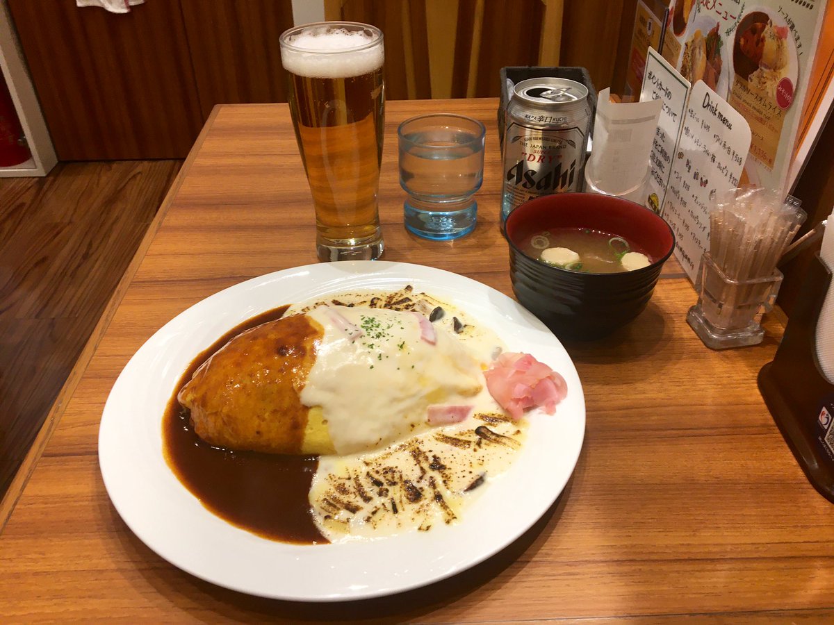シビックek9 フシギダネ 今日は月初で残業自粛日 帰宅前に 北極星 ルクア店でダブルソース オムライス とビール みそ汁付き ルクア限定メニューから炙りチーズのクリームとデミグラスソース 今週は忙しいから仕事帰りによれるかな