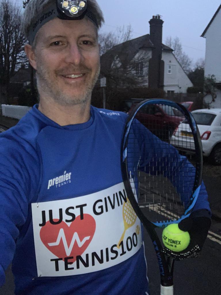 Our very our Jeff Hunter (MD) leading by example this morning & smashing out a run to kick start his February #BHF100k campaign! 

Well done Jeff, keep it up! 

@britishheartf @the_LTA @LTAEastRegion @TennisOxford @TheOxfordMail @OxfordCity @GiveityourMax @Wimbledon