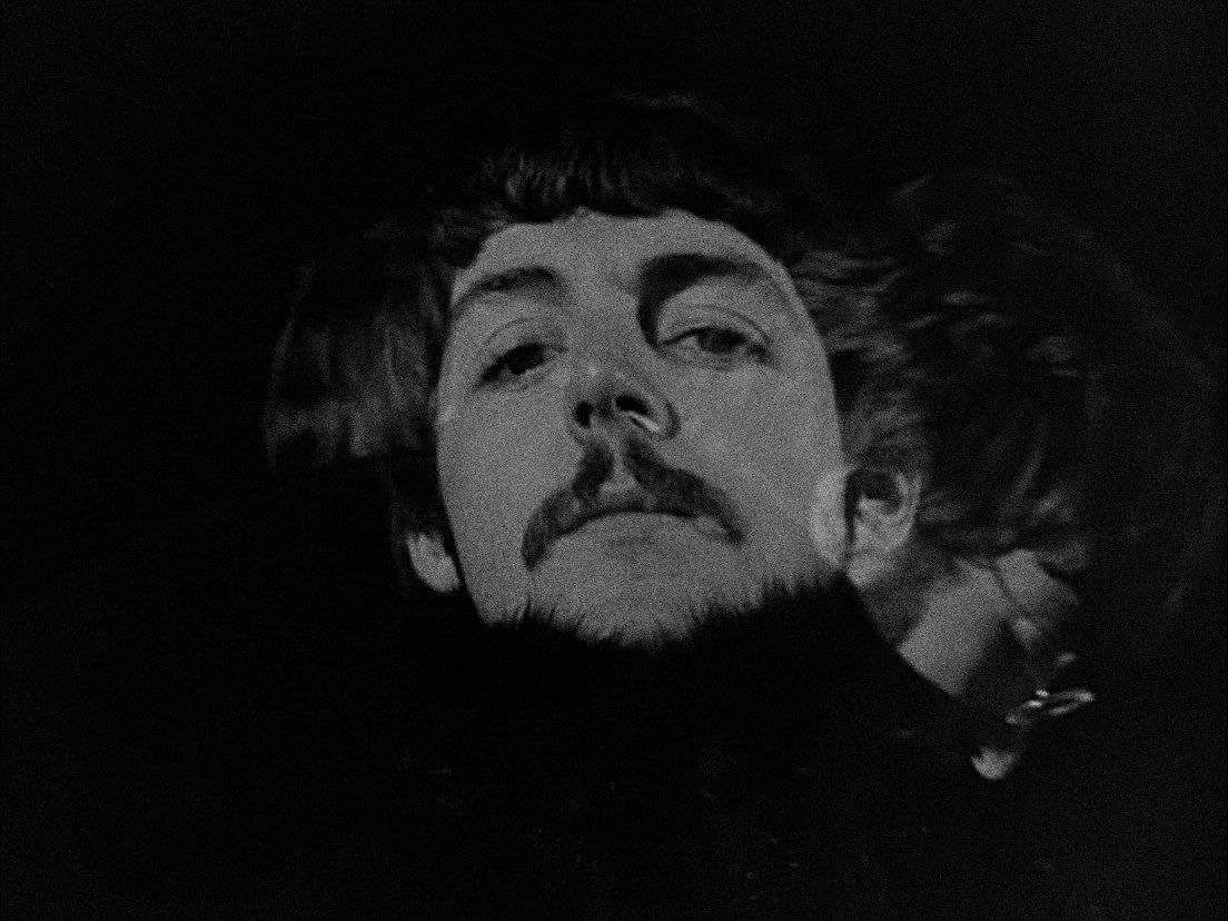 maccalovebot's tweet photo. him being absolutely perfect 😌 https://t.co/WCJYvQ2GOz