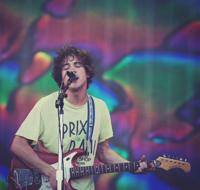 Happy birthday Andrew VanWyngarden 