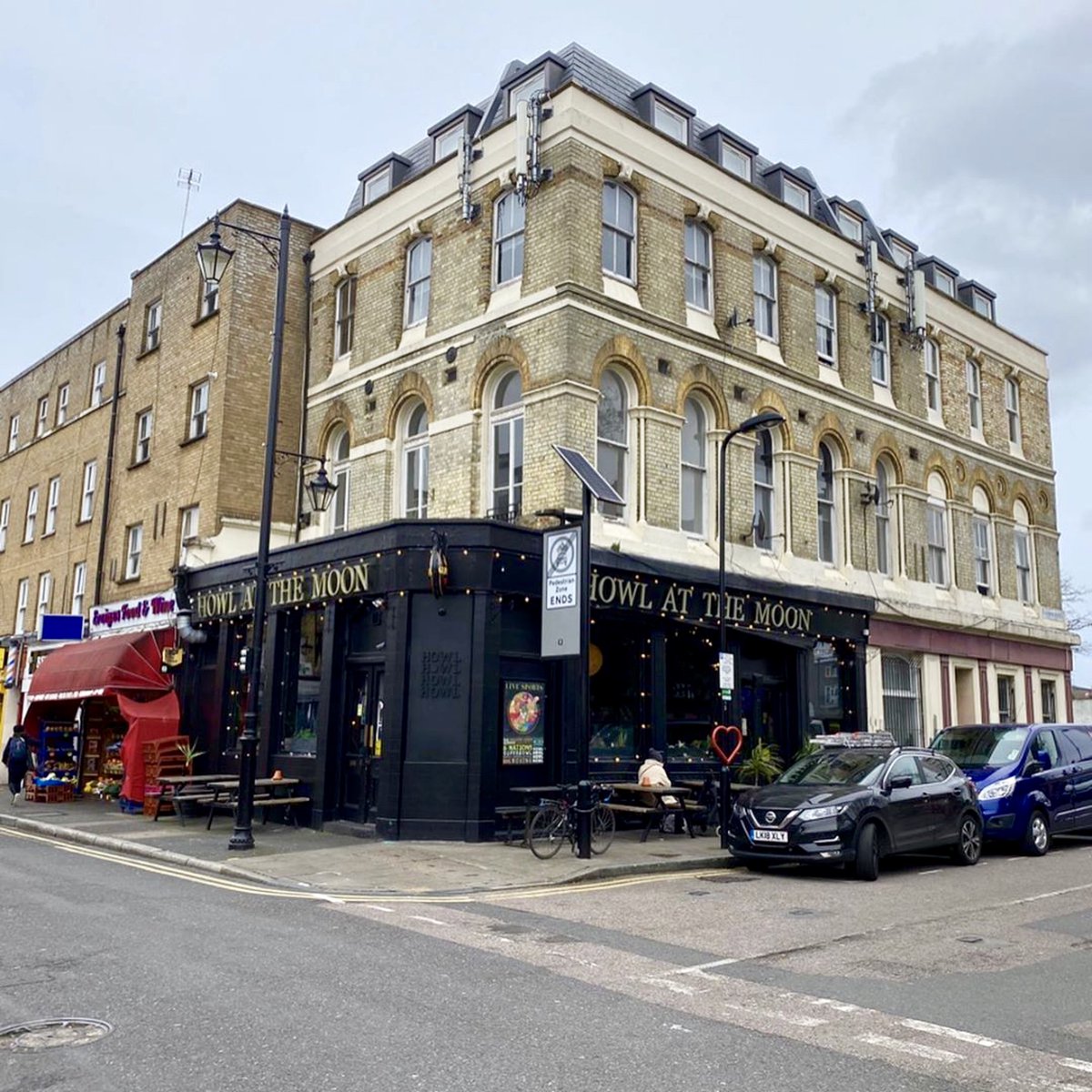 Pubs have always played a significant role in TV and Film, from #HarryPotter, #onlyfoolsandhorses to the #arcticmonkeys music video, filmed at @hoxtonhowl. 
Support pubs by booking them for productions, offering a much needed lifeline during lockdown. #keeppubspumping #pubsmatter